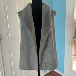 Calvin Klein Performance Faux Suede Leather Shearling Vest Gray SzM